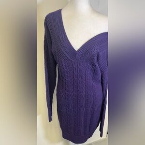 Abercrombie & Fitch Purple Sweater Dress V-Neck or Off the Shoulder Style
Size S